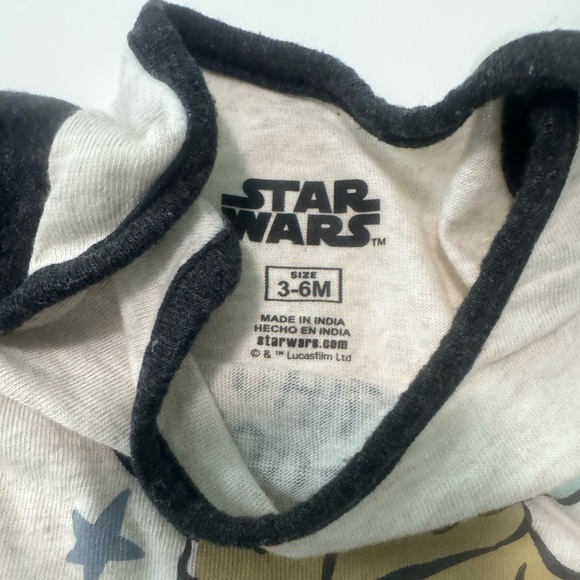 Star Wars The Child Set of two infant onesies - Picture 3 of 11